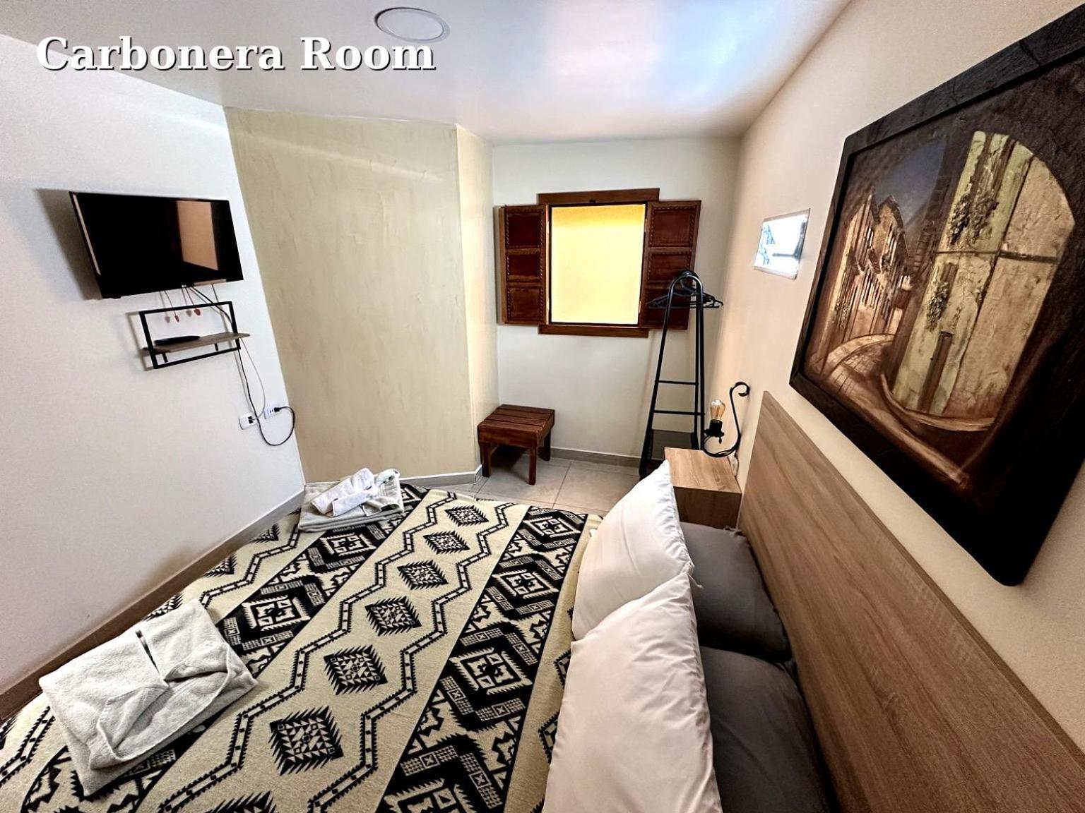 Hostal El Quinde Саленто Экстерьер фото